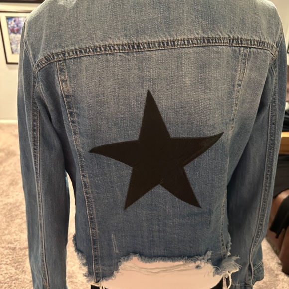 Jean Jacket Distressed Denim Ripped - Picture 4 of 7